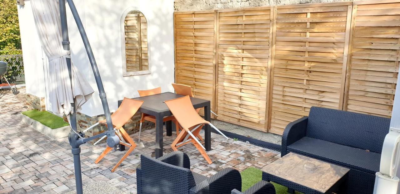 2 Bedrooms House With Enclosed Garden And Wifi At Slezska Ostrava Exterior foto